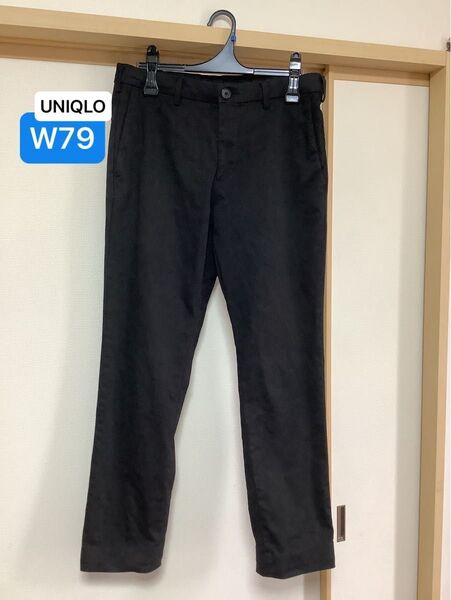 141 ユニクロパンツW79 ブラック UNIQLO メンズ