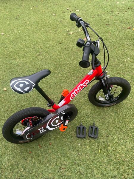 ディーバイク d-bike MASTER12 ペダル脱着可 12インチ マスター キックバイク ストライダー