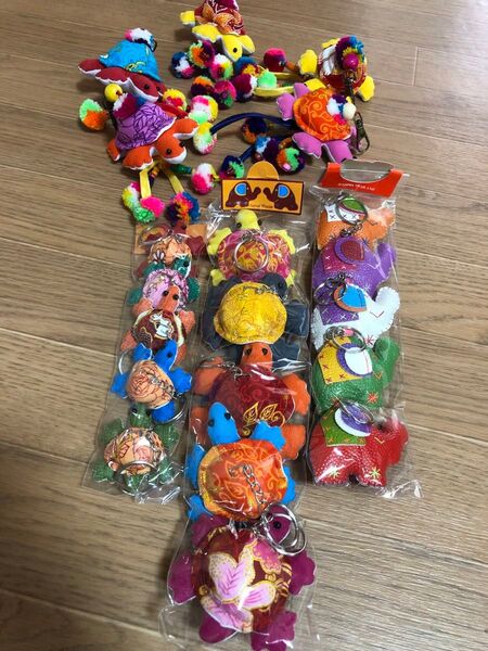 バンコク タイ ゾウとカメのキーホルダー まとめ売り