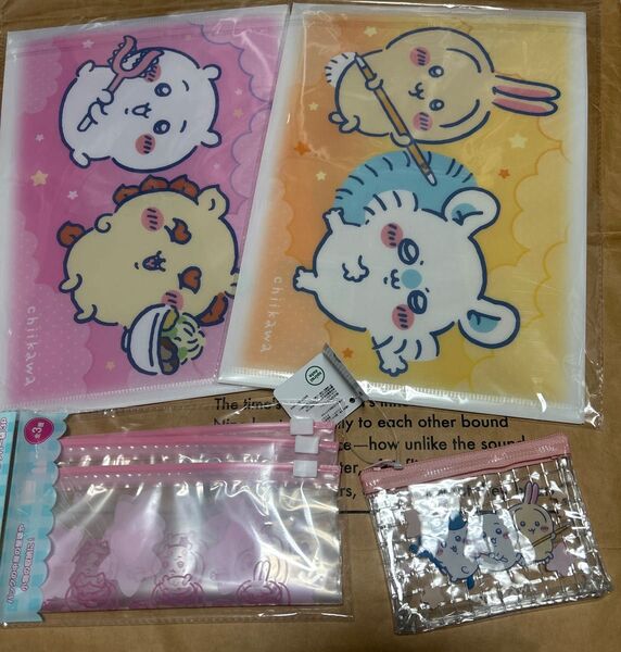 ちいかわ 4個セット / ミニメッシュポーチ /ボタン付き A4クリアファイル 横型 / スライドジッパー袋 キャンドゥ