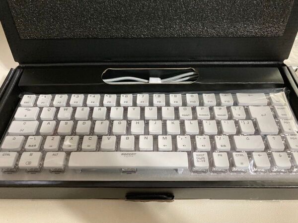 【ゲーミング キーボード】ROCCAT Vulcan II Mini ホワイト JP 日本語配列