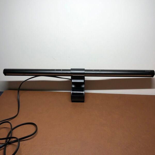 BenQ ScreenBar e-Reading lamp AR17 スクリーンバー モニター掛け式ライト