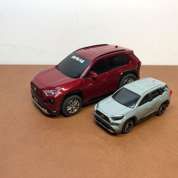 トヨタRAV4 ミニカー プルバックカー/トミカ
