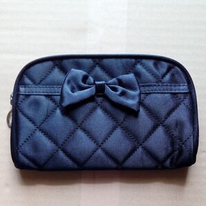 リボン付きポーチ 黒