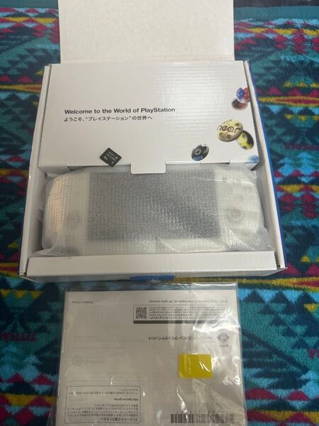 中古品 ゲーム PS Vita 本体 PCH-1000 ホワイト 動作品 箱付き