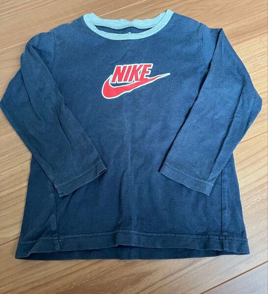 NIKE ナイキ 長袖Tシャツ ロンT 100㌢