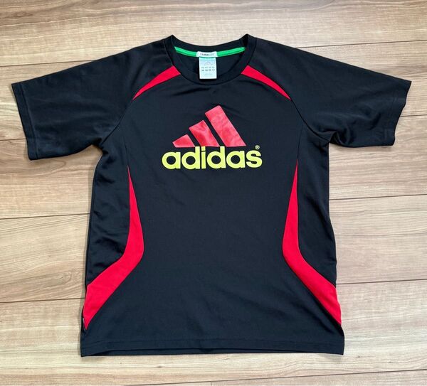 adidas アディダス 半袖Tシャツ スポーツウェア サッカー フットサル トレーニングウェア 子供服 160