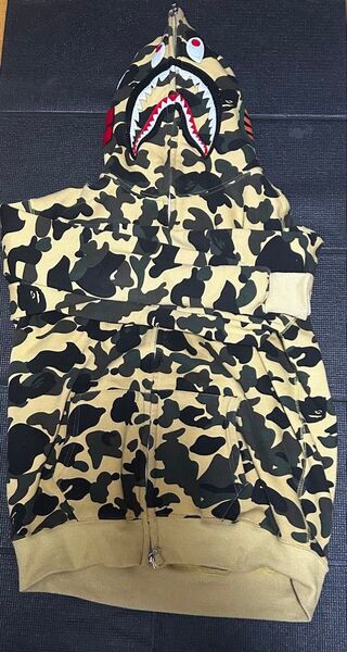 エイプシャークパーカー