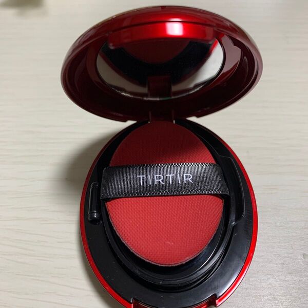TIRTIR クッションファンデ17C オークル4.5gミニサイズ
