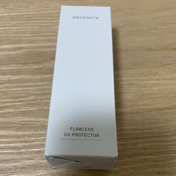 【新品未開封】ディセンシア フローレス UVプロテクター 敏感肌用日焼け止め美容液