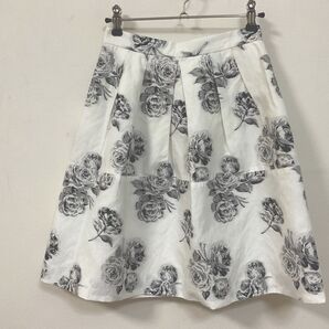 アプワイザーリッシェ 花柄スカート ホワイト 白 ラメ入り サイズ0