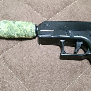 ハンドガン