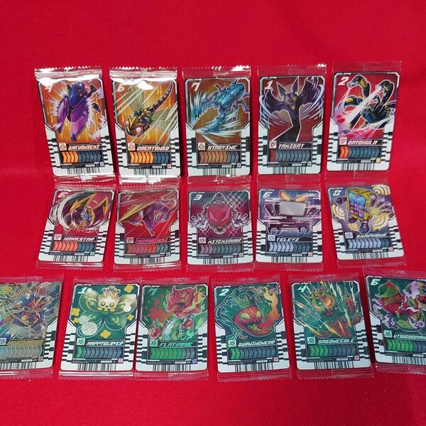 仮面ライダーガッチャード ライドケミートレカ ウエハース02 16枚セット