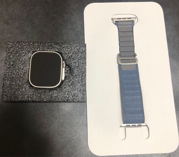 展示品 Apple Watch Ultra 2 GPS + Cellularモデル 49mm チタニウムケース 3M579J/A