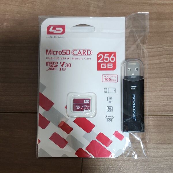 【新品未開封】microSDカード 256GB カードリーダー付き