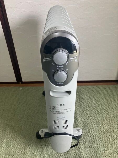 送料込♪美品!6~8畳用/山善 オイルヒーター 9枚フィン 暖房器具♪