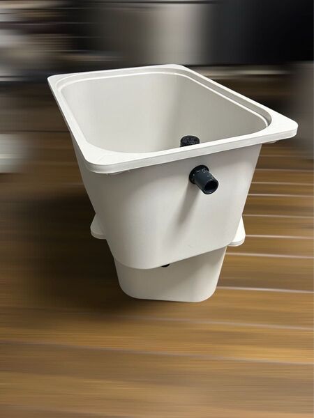 メダカ愛好家愛用容器ライトグレー2個オーバーフロー産卵床2個サービス