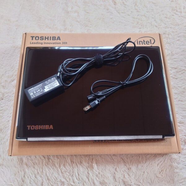 極美品 ノートPC intel dynabook T55/ABD 東芝 PT55ABX-BJAD2 Windows 10 ブラック