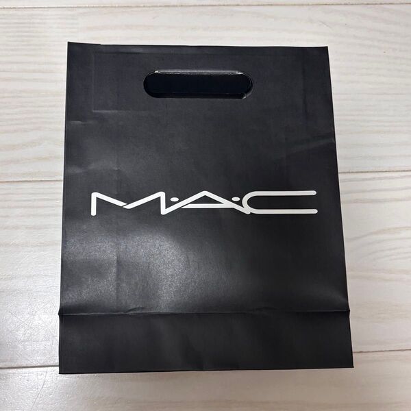 【美品】MAC ショッピングバッグ ショッパー 紙袋