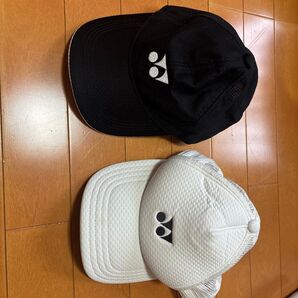 YONEX キャップ 2個セット 白黒
