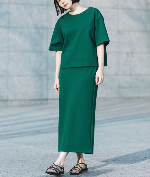UNIQLO:C クレープジャージーナロースカート グリーン M タイトスカート ロングスカート ユニクロC 丈短め