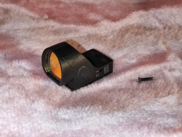 SOTAC Trijicon SROタイプ レッドドットサイト グロック用マウント付属 ナイロン