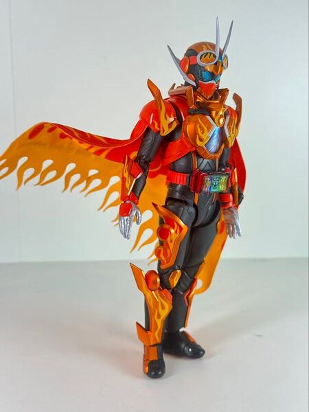 S.H.Figuarts 仮面ライダーファイヤーガッチャードデイブレイク/スチームホッパー マントのみ