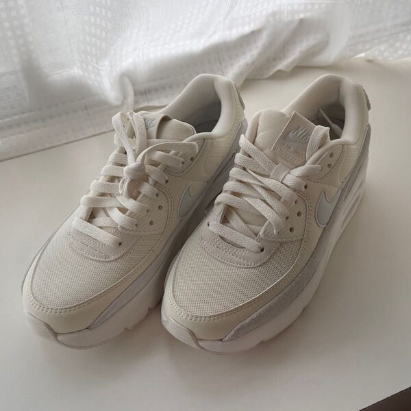 NIKE ウイメンズエア マックス 90 LV8 SE 24cm