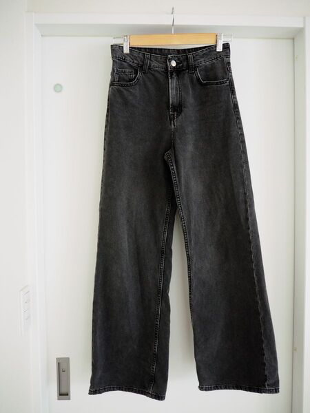 H&M デニムパンツ ジーンズ