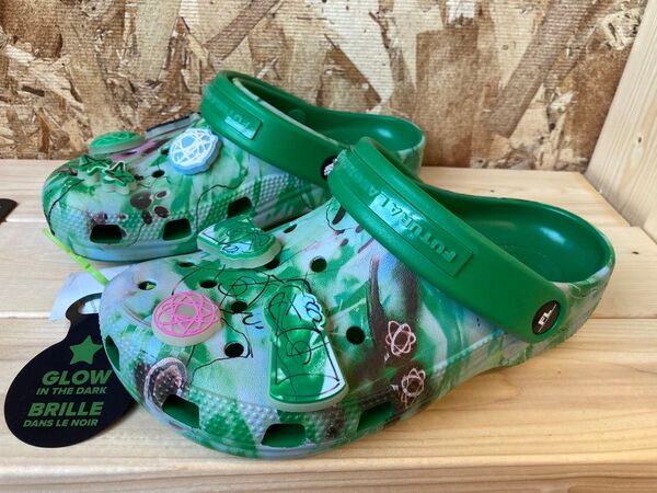 crocs FUTURA コラボ クロックス 新品 22cm〜23cm