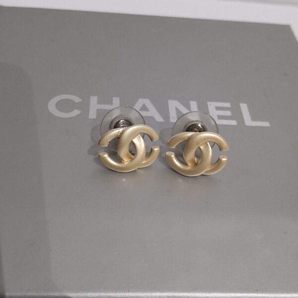 CHANEL シャネル ココマーク ピアス