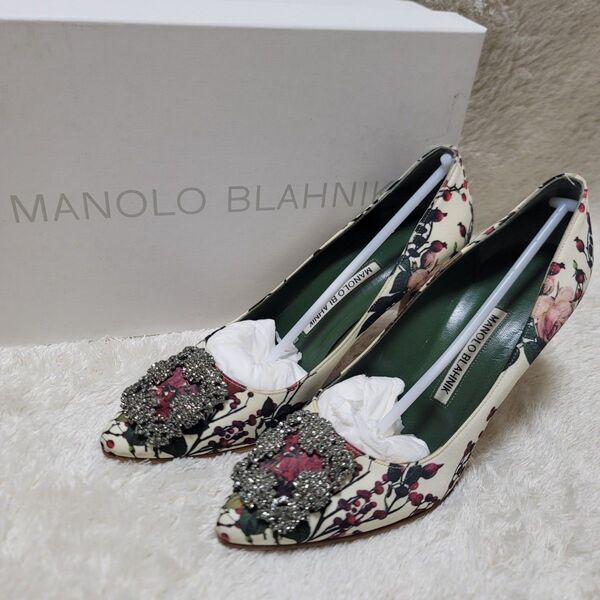 【美品】】MANOLO BLAHNIK マノロブラニク ハンギシ ローズプリントハンギシ ビジュー ハイヒール パンプス 箱付