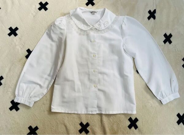 レース付きホワイト長袖ブラウス☆白シャツ☆スクール 制服 学校☆刺繍