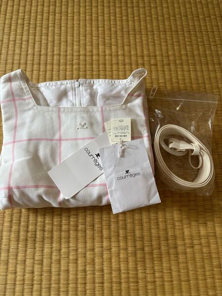 新品未使用!定価49350円!値札タグ付き!courreges 半袖膝丈ワンピース ピンクチェック40サイズ