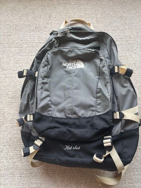 THE NORTH FACE リュックサック Hot shot グレー