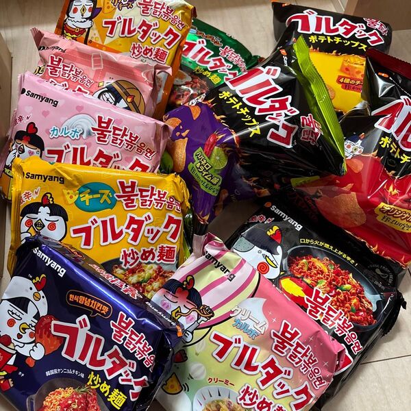 ブルダック麺、ポテチ 詰め合わせ11種類