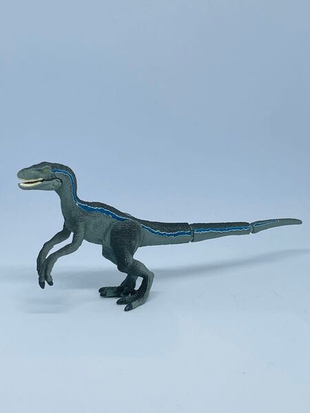 アニア ブルー ジュラシックワールド