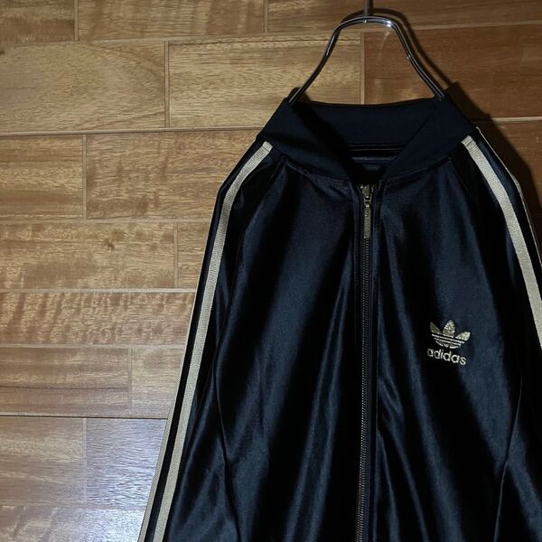 【美品】adidas トラックジャケット ジャージ 光沢 ラグラン ブラック ゴールド 刺繍ロゴ XL 復刻 ビンテージ 90s