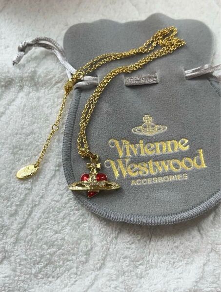 正規品 極美品 Vivienne Westwood ハート型ネックレス
