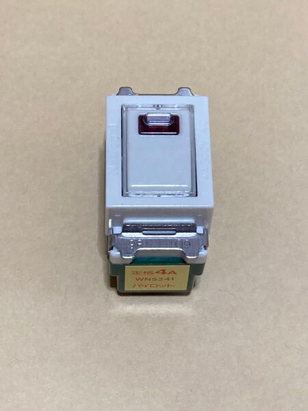 松下電工 ナショナル WN5241 埋込パイロットスイッチB