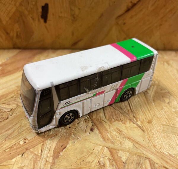 トミカ JR北海道バス 三菱ふそうエアロクイーン ミニカー