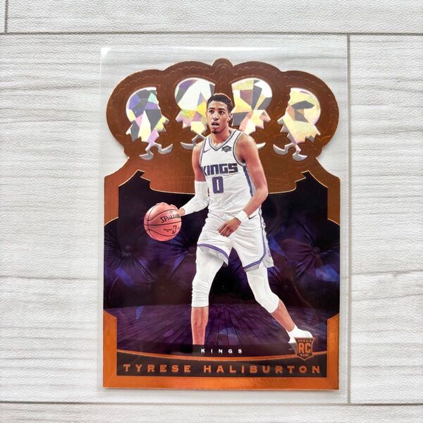 PANINI CROWN ROYALE CRYSTAL RC TYRESE HALIBURTON ルーキー NBAカード