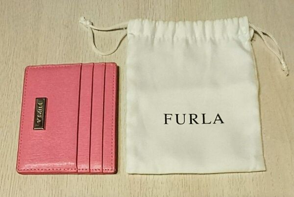 【FURLA】袋付メタルプレート★レザーカードケース★定期入 名刺入 パスケース フルラ ピンク ゴールド 金