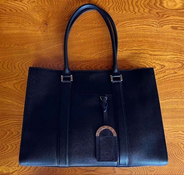 ブルガリ BVLGARI 本革 牛革 レザー トートバッグ ビジネスバッグ 鞄 かばん カバン ハンドバッグ レザーバッグ 高級