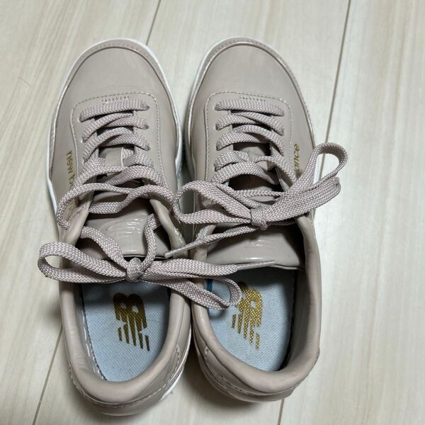 最終お値下げ New Balance PRO COURT CUP ベージュ 23、5cm スニーカー