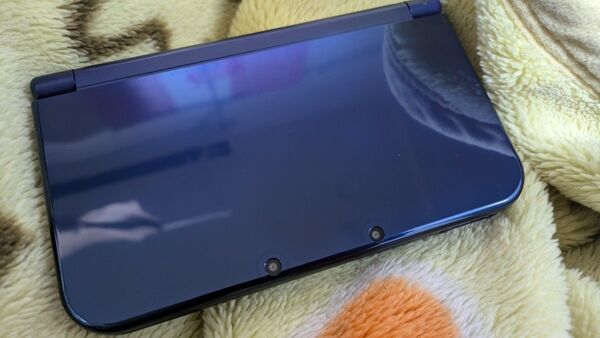 New ニンテンドー 3DS LL メタリックブルー