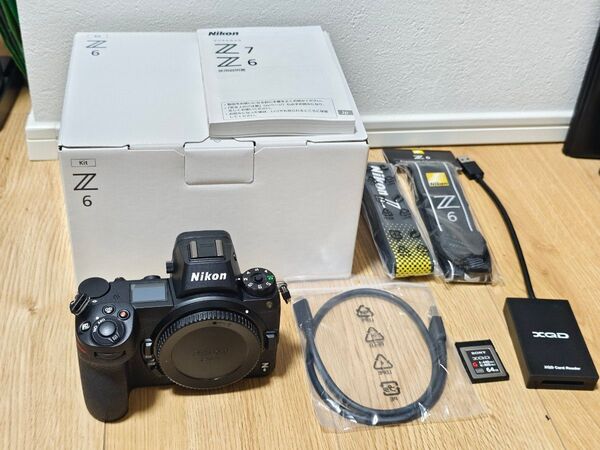 Nikon Z 6 ミラーレス一眼カメラ