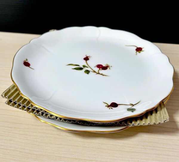 大倉陶園 バラの実 19cmケーキプレート ペア ※未使用保管品