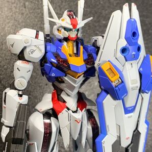 ガンプラ ガンダム 水星の魔女 フルメカニクス 1/100 ガンダムエアリアル 全塗装完成品 ウエポンベース付き