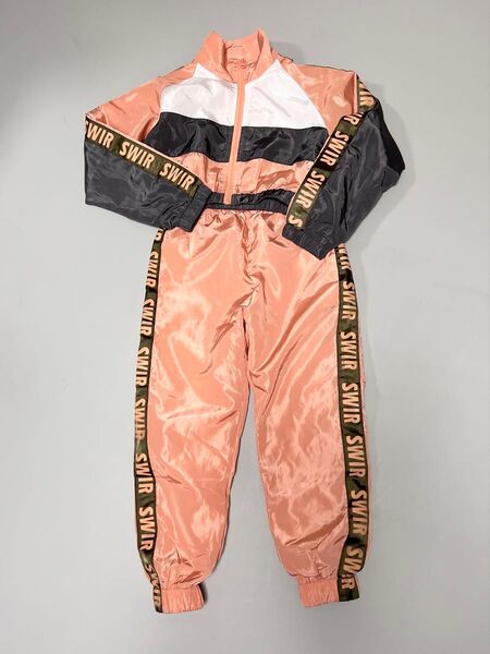 130㎝ サーモンピンク 子供服 女の子 セットアップ ダンス衣装 ヒップホップ キッズ セットアップ 上下セット